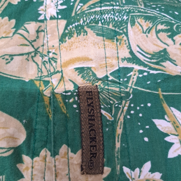 Flyshacker Men's Fish Shirt size large - Picture 2 of 8